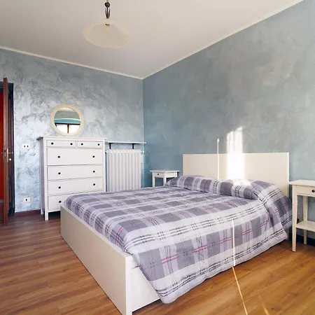 بيت للعطل Il Casale Del Roero كانالي