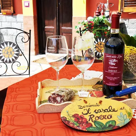 펜션 Il Casale Del Roero *