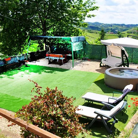 بيت للعطل Il Casale Del Roero كانالي