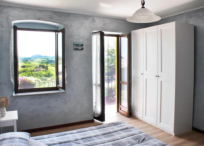Il Casale Del Roero Tatil Evi